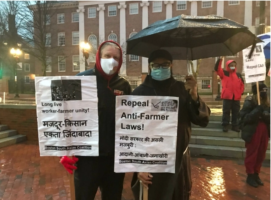 Boston : People came out in the pouring rain in support of the Indian farmers